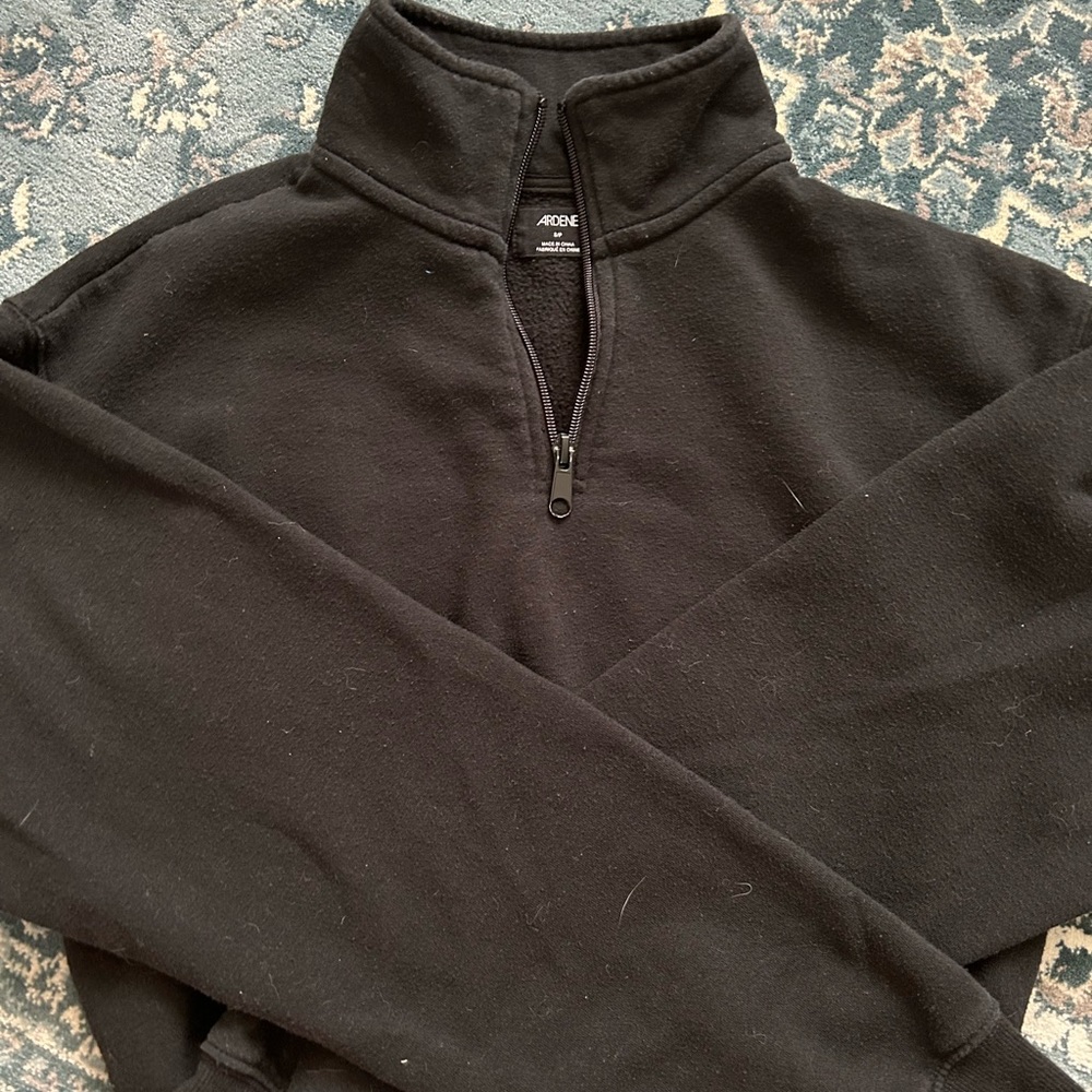 Hoodie court